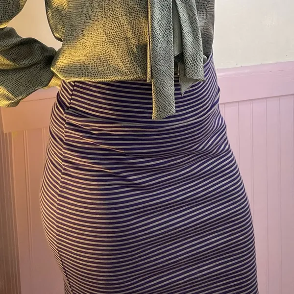 LuLaRoe High-Wasted Pencil Skirt Vintage retro Vibes - Image 5
