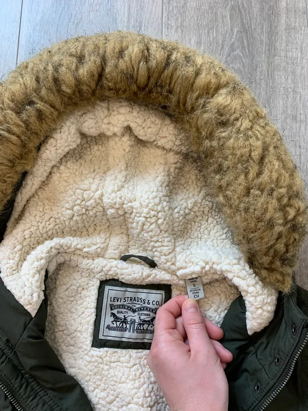 Levi Puffer Coat - Image 7
