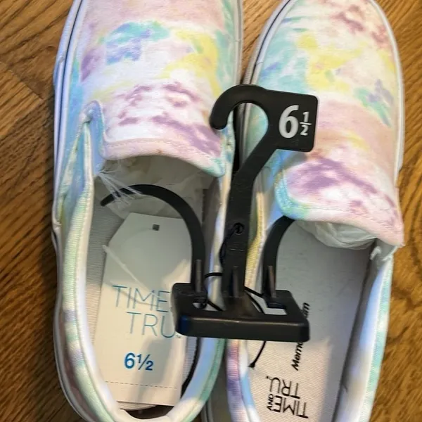 Time and Tru Womens Tie‎ Dye Slip On Sneakers Memory Foam Pastel Multi Color 6.5 - Image 2