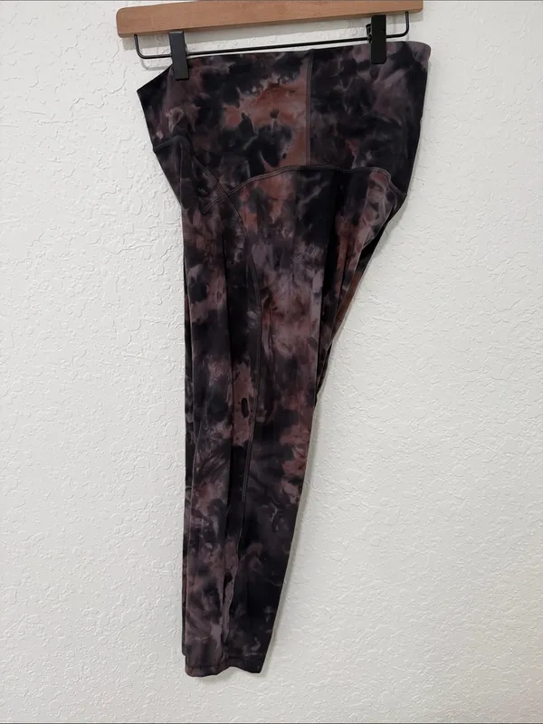 LULULEMON Unlimit High Rise Crop 23” Leggings Size 10 - Image 11