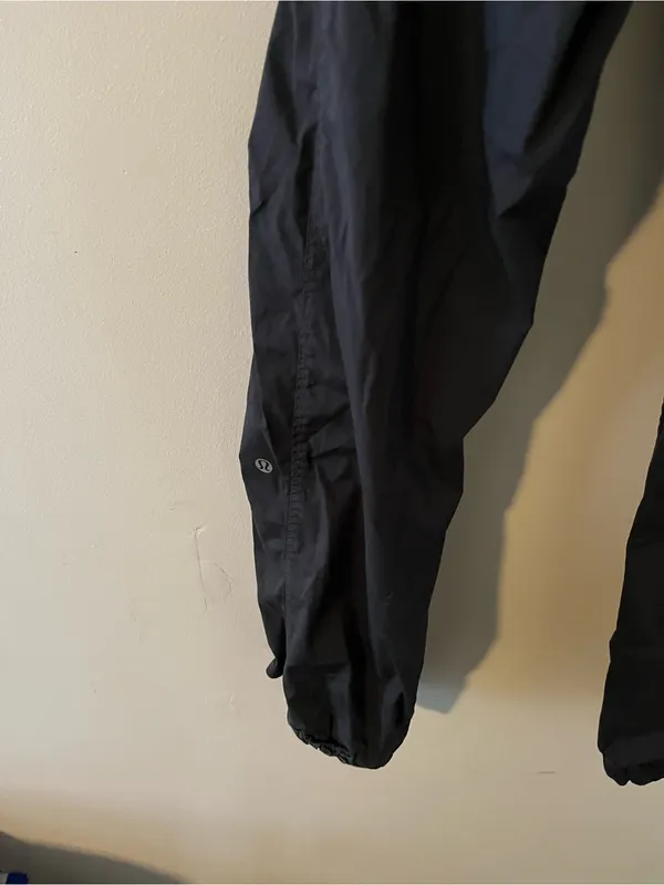 Lululemon Black Pink Jogger Track Pants 8 Outdoors Hiking Athletic Running - Image 8