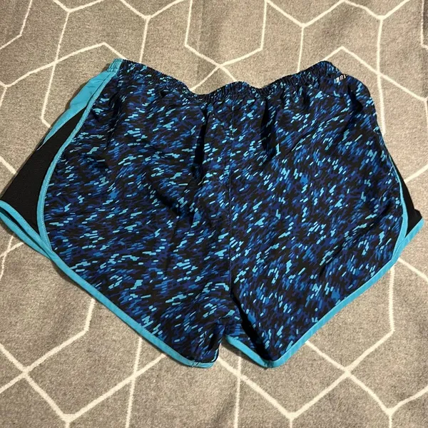 Nike Running shorts - Image 4