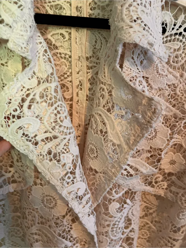 Chico's Cream Lace Longline Trench Coat Sz 2 Chicos sizing - Image 6