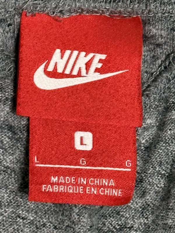 Women’s Nike Gym vintage Capri lightweight sweatpants size Large - Image 5