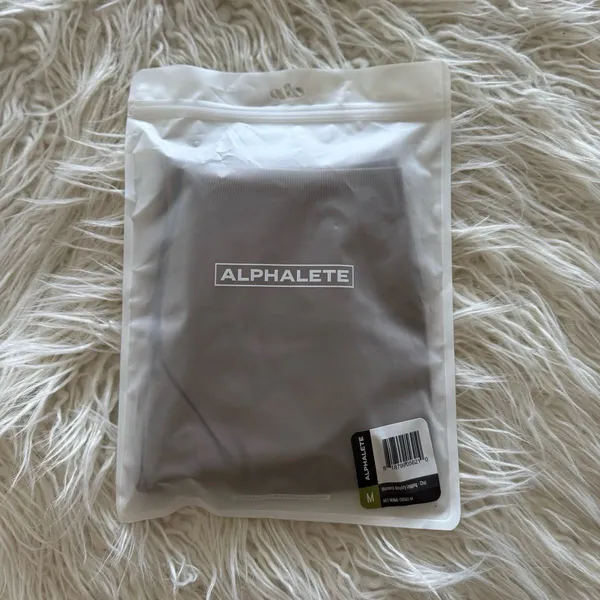 Alphalete Amplify Leggings Chai Size Medium - Image 5