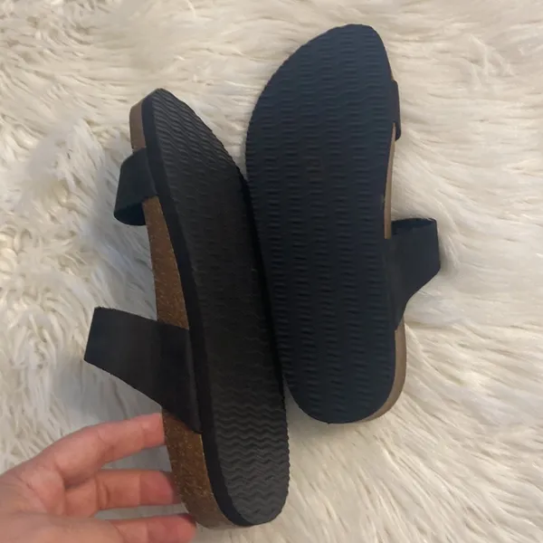 White Mountain Black and Brown Footbeds sandals size 9M BNWOT - Image 6
