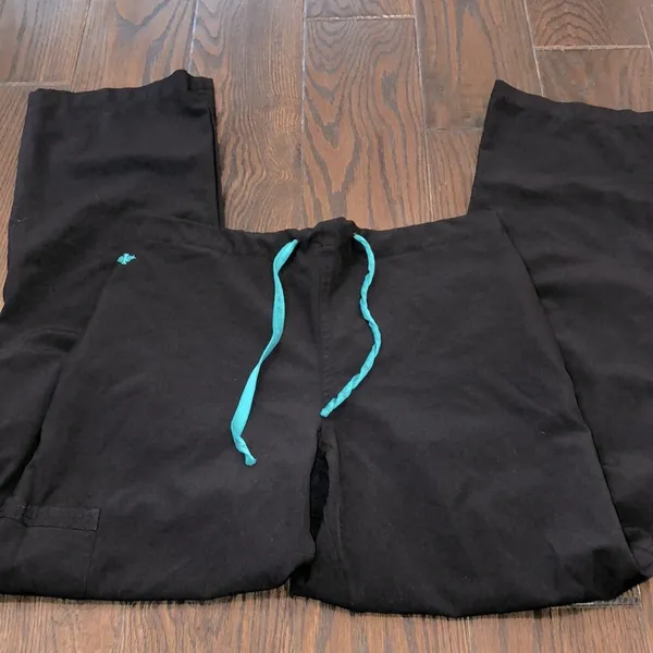 MED COUTURE nurses scrub pants in black color size small - Image 2