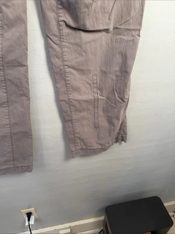 The North Face Womens Lightweight Cargo Pants - Taupe - Image 9