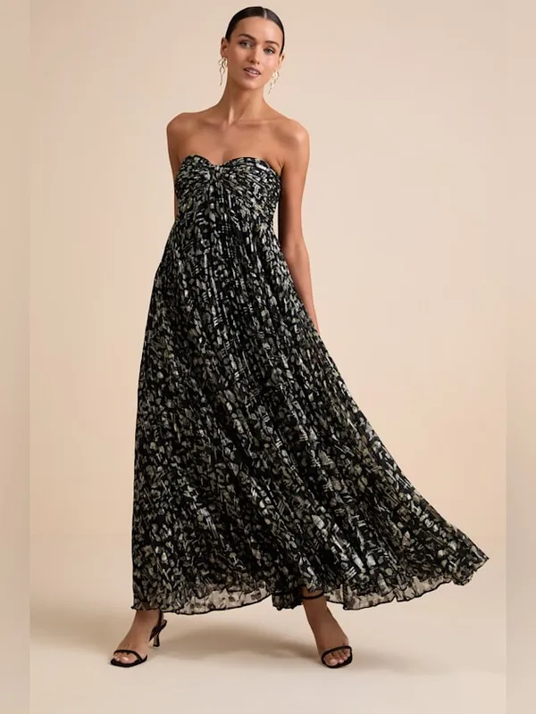 LULU’S Lynwen Black Abstract Pleated Strapless Maxi Dress - Image 2