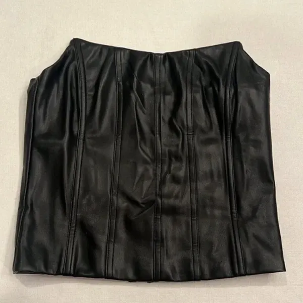 TIGER MIST CAYENNE LONGLINE TOP BLACK - Image 3