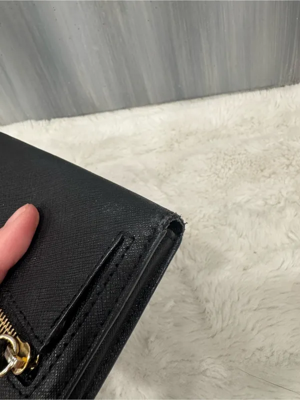 Michael Kors Black Saffiano Zip Wallet with Gold - Image 7