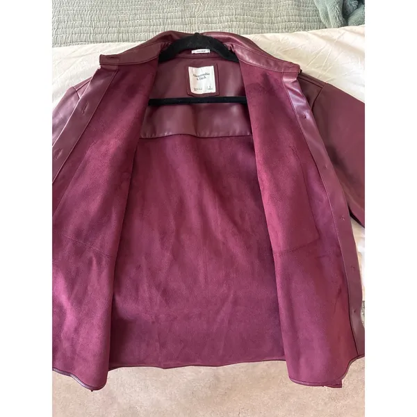 Abercrombie & Fitch Oversized Vegan Leather Shirt Jacket Burgundy Small - Image 4