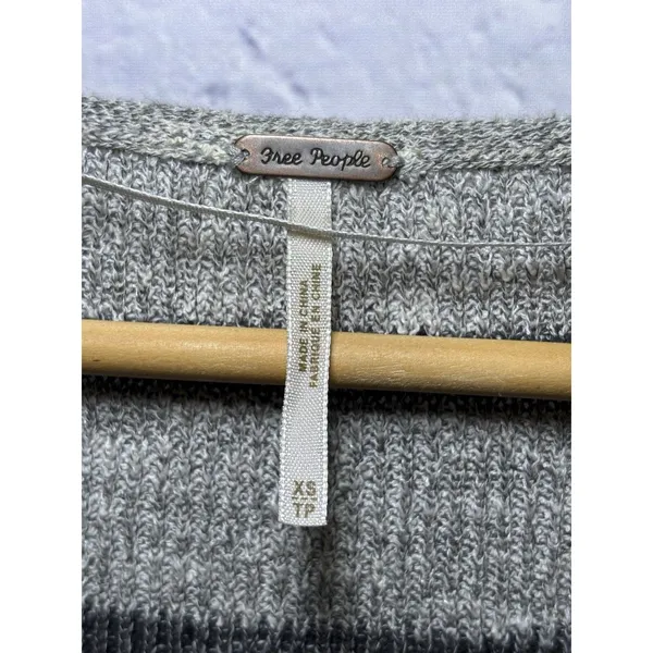 Free People Striped Knit Pullover Sweater Sz XS Gray Loose Boho Oversized - Image 5