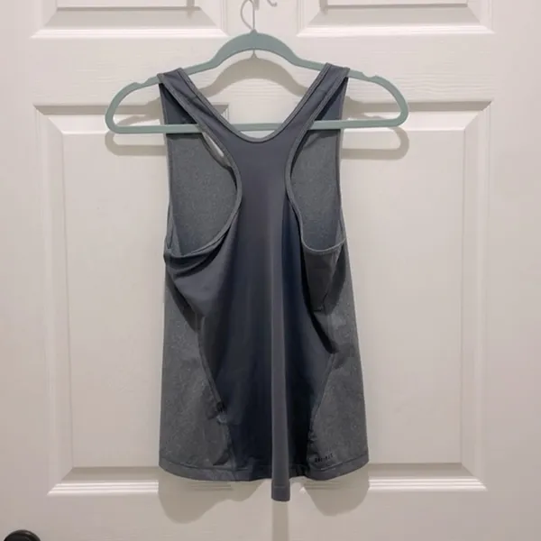Nike Pro Gray Racerback Athletic Tank Top - Image 3