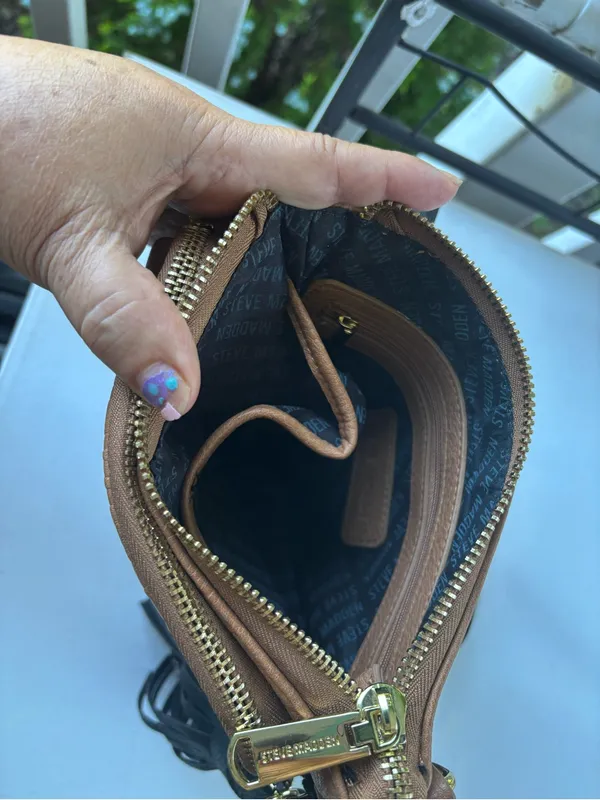 Steve Madden Taupe Embossed Crossbody with Black Tassel Strap - Image 10