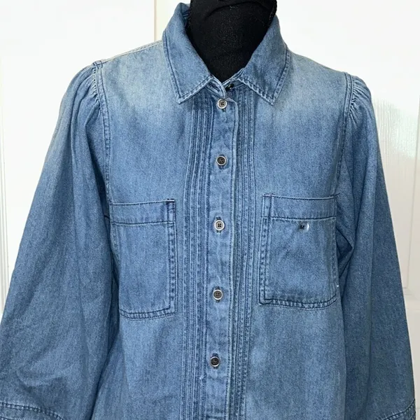 American Eagle Outfitters Denim Puff Sleeve Button Down Blue Top(Size Medium) - Image 6