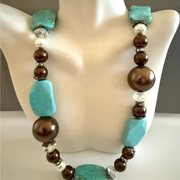 Turquoise and Brown Beaded Howlite Statement Faux Pearl Necklace - Image 3