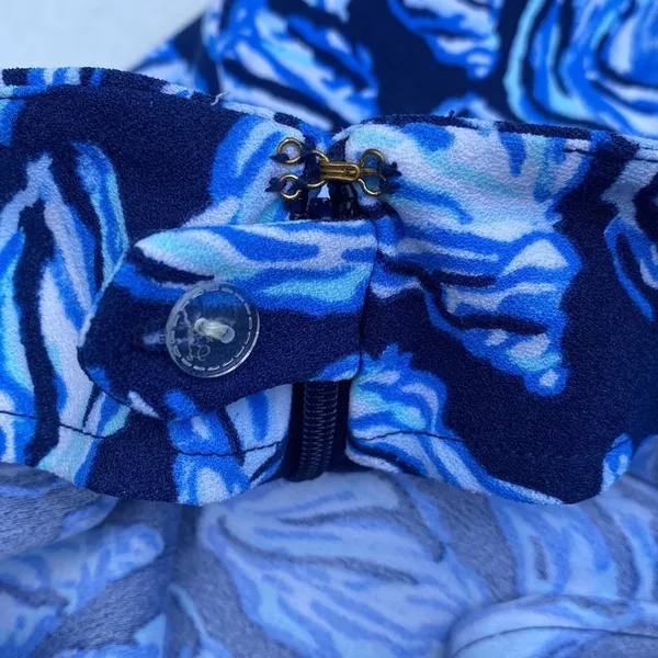 Lilly Pulitzer Navy Seashell Kailen Short Shorts With‎ Pockets - Image 6