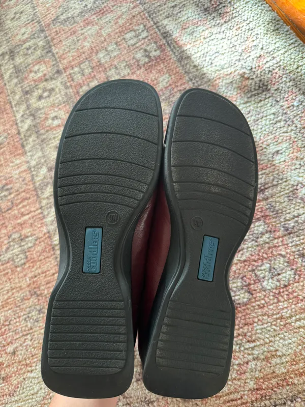 Red Leather Loafers Size 9 - Image 5