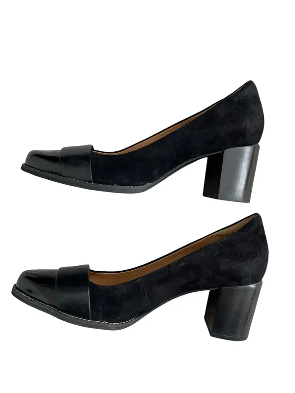 Clark’s Artisan Tarah Brae Suede Block Heel Shoes Women’s Size 9.5Black - Image 6