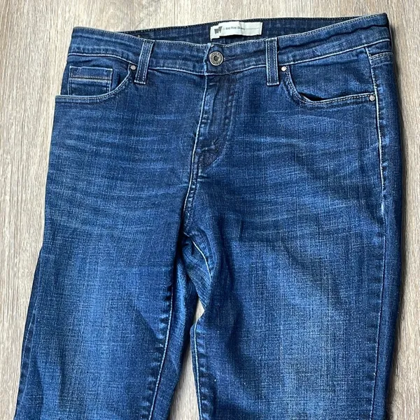 Levis Mid Rise Skinny Jeans - Image 5