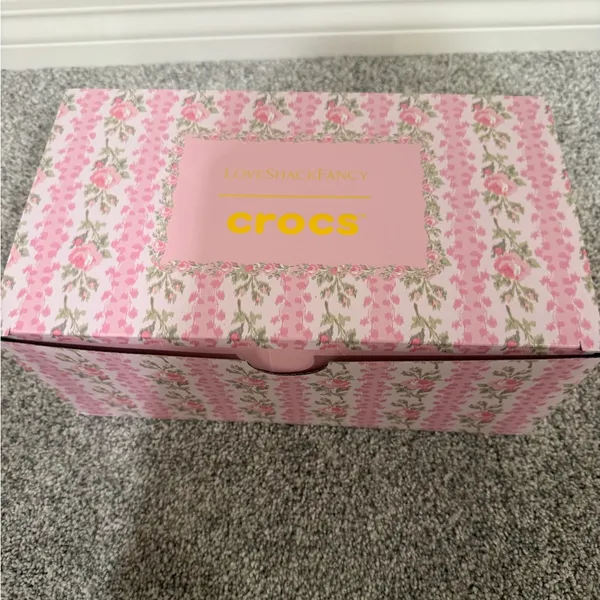 Crocs X LoveShackFancy- Women's Size 9 - Image 5