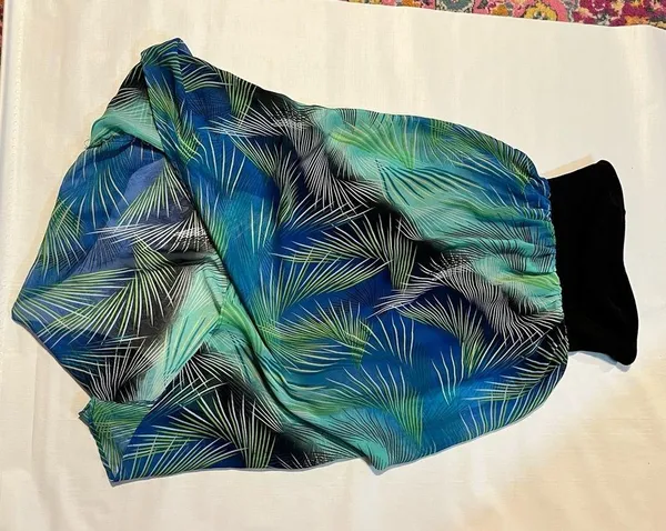 Tropical Strapless Dress with Black Bodice - Image 7