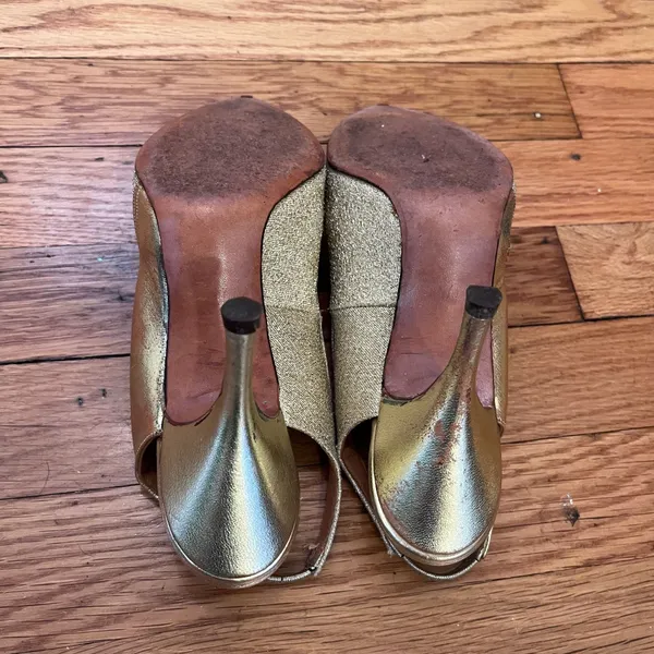 Vintage Life Stride Gold Glitter Slingback Pointed Toe Heels Size 7 AA Narrow - Image 7