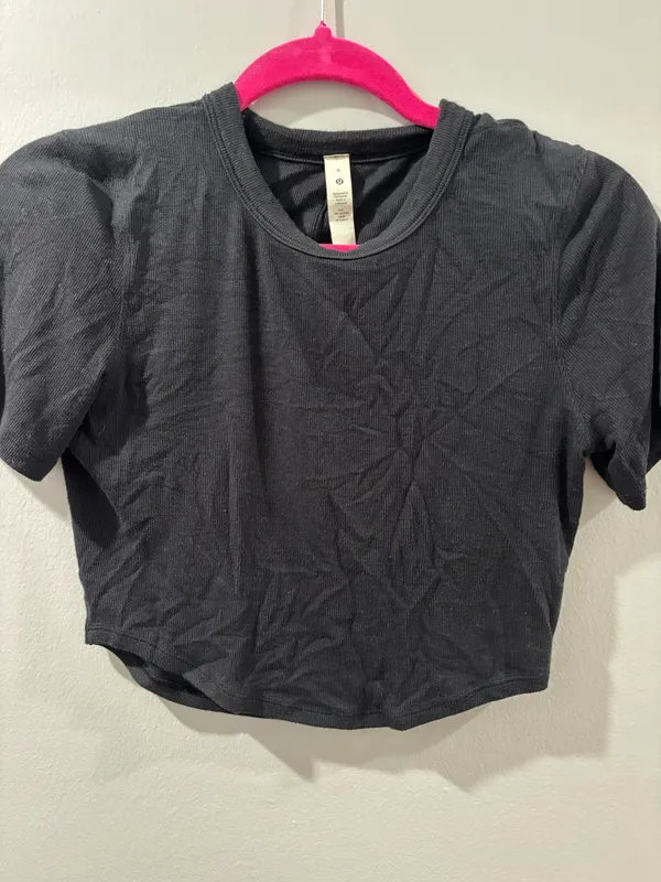 Lululemon Hold Tight Cropped T-Shirt - Image 3