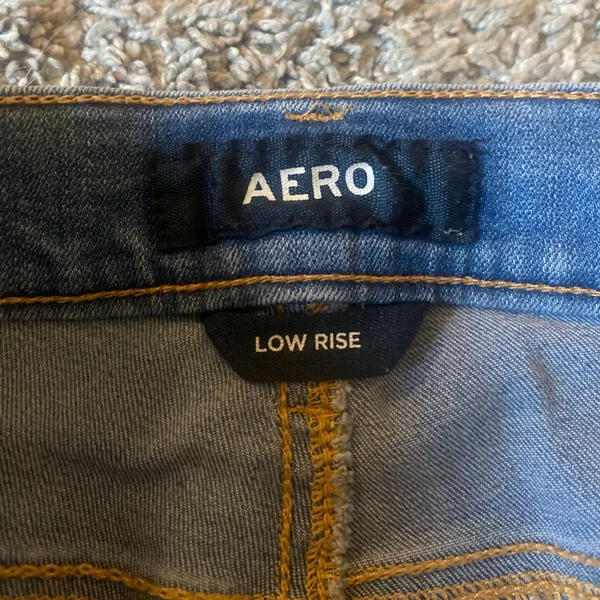 Aeropostale Low-Rise Ripped Jeans - Image 3