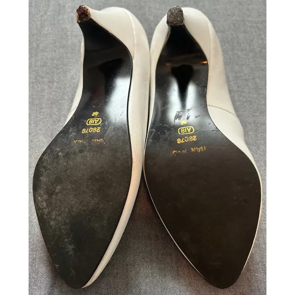 Vintage Made in Brazil Cream Leather Pointed Toe Kitten Heel Pumps Size 4 - Image 7