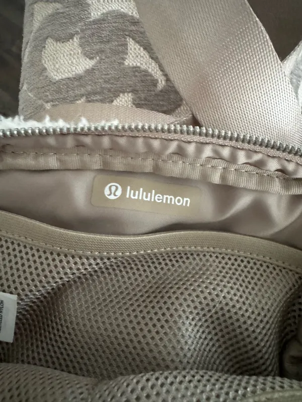 Lululemon belt bag - Image 5