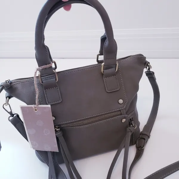 Antik Kraft Tassel Crossbody Bag - Image 3