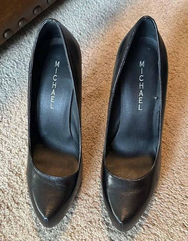 Michael Shannon Black Leather Pumps size 8 - Image 2