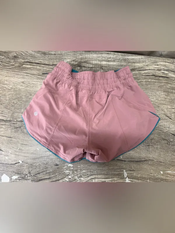 Lululemon Choose A Side Short 3" size 2 - Image 4