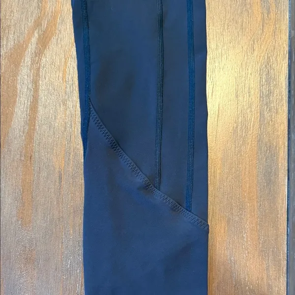 Lululemon Navy High-Waisted‎ Leggings Size 4 - Image 2