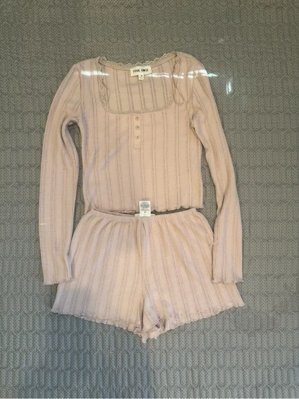 Pink Rose Ribbed Button-Front Long Sleeve Top & Shorts Sleep Set - Light Pink - Image 2