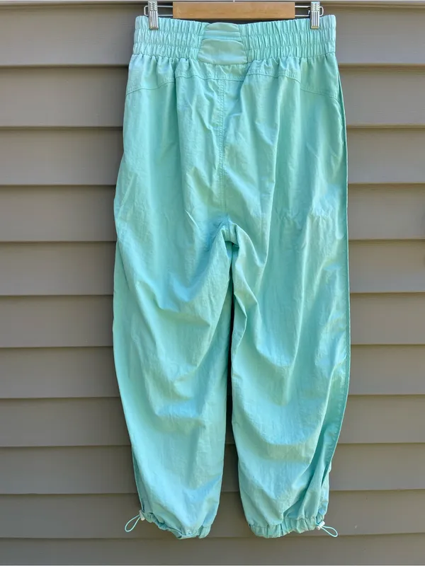 Zenana Womens Mint Green Elastic Waist Cargo Jogger Pants - Image 2