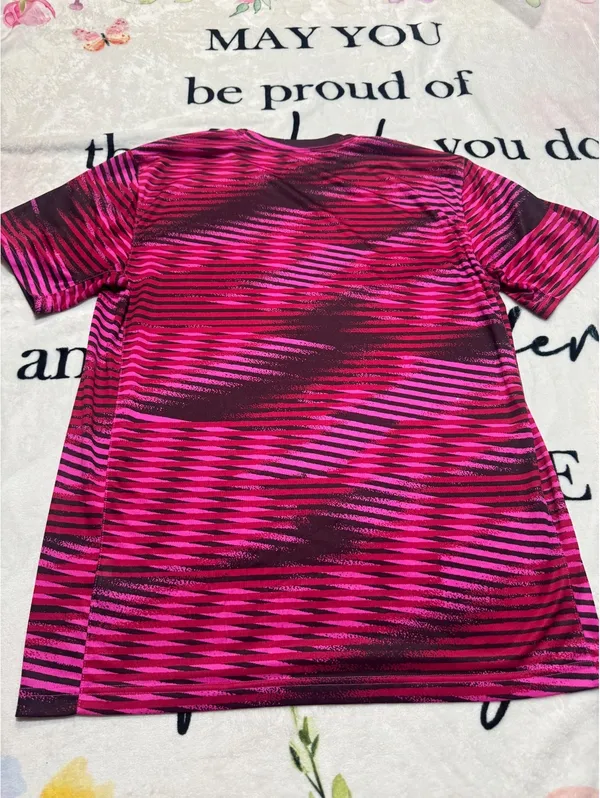 Nike Dri-FIT Women's T-Shirt – Size Medium - Image 3