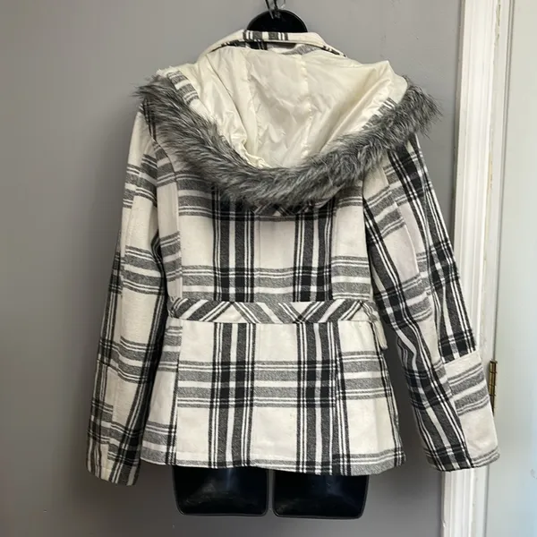 YMI Ladies Flannel Winter Coat wool blend size L - Image 3