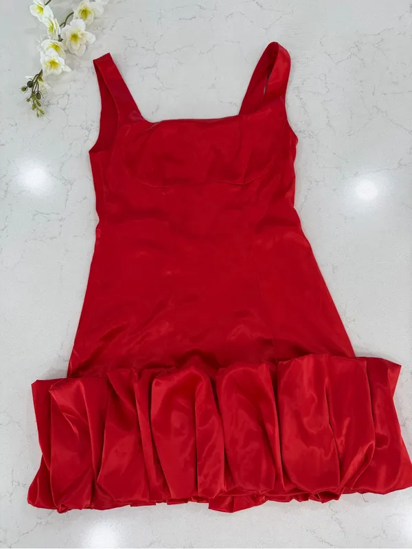 Satin Square-Neck Red Mini Dress with Ruffle Hem - Image 2