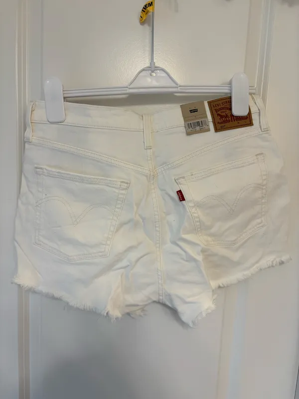 Levi’s 501 Denim Shorts High-Rise White - Image 2