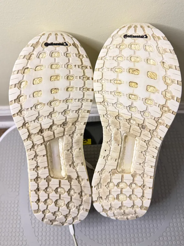 adidas UltraBoost Women’s Sneakers Shoes Size 10 - Image 7