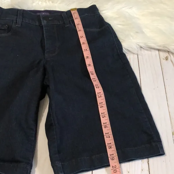 NYDJ Shorts Size 2 EUC - Image 9