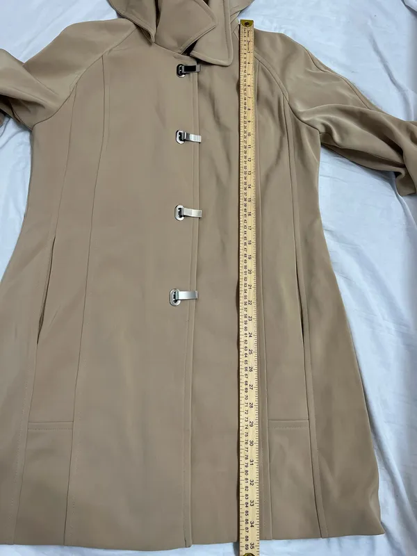London Fog Beige Trench Coat with Metal Toggle Closures - Image 9