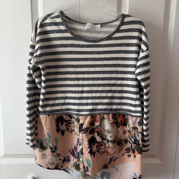 Anthropologie Postmark Fairley Grey Striped Floral Tunic Cottagecore Boho Sz Med - Image 3