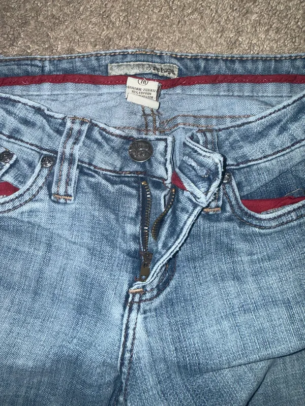 Y2K Refuge Low-Rise Bootcut Vintage Jeans - Image 4
