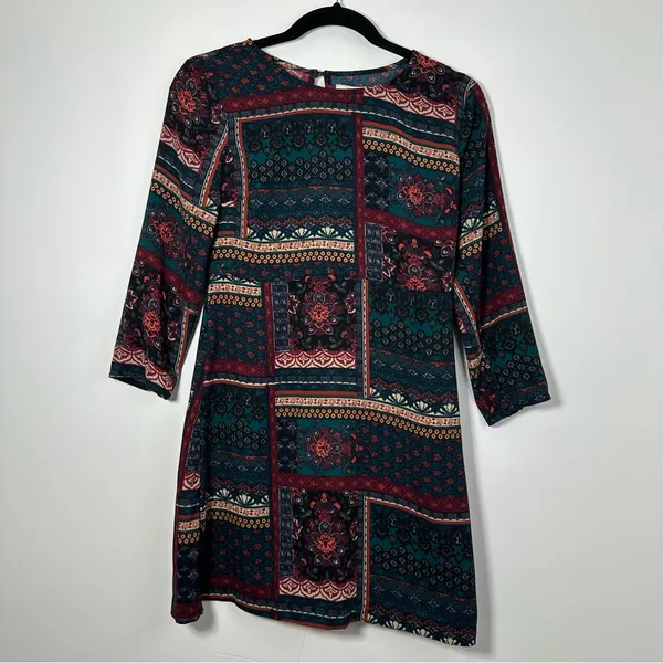 Abercrombie & Fitch Women’s Aztec Geometric Print 3/4 Sleeve Mini Dress Size S - Image 2