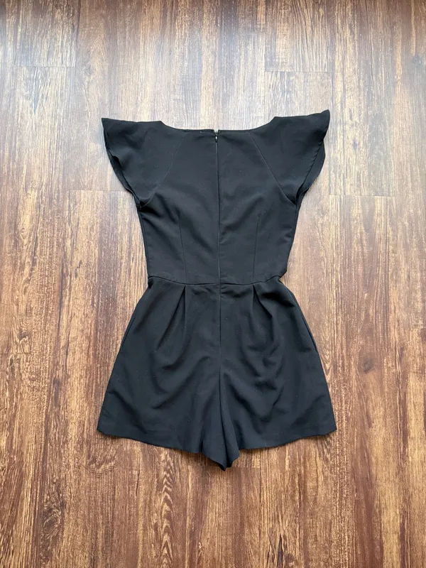 GUESS Women’s Jet Black Flutter Sleeve Romper - Size XS - Image 2