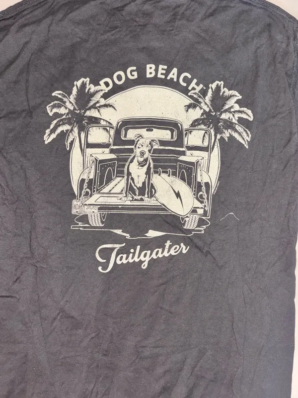 Dog Beach Tshirt Gray Size M - Image 5